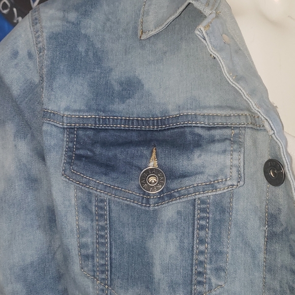 Jean Jacket - Picture 4 of 5